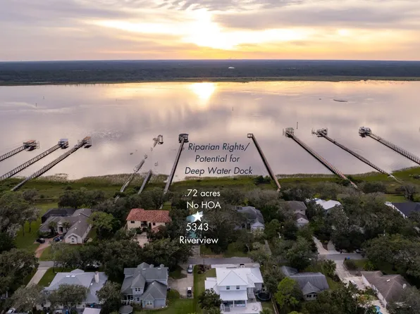 5343 Riverview Dr, Saint Augustine, FL 32080