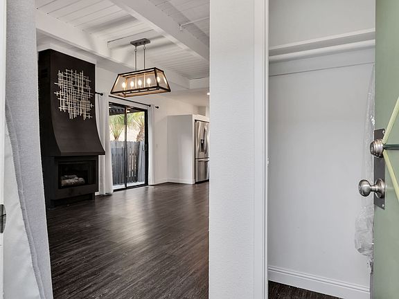 5th image of 39955 Estates Rd #11