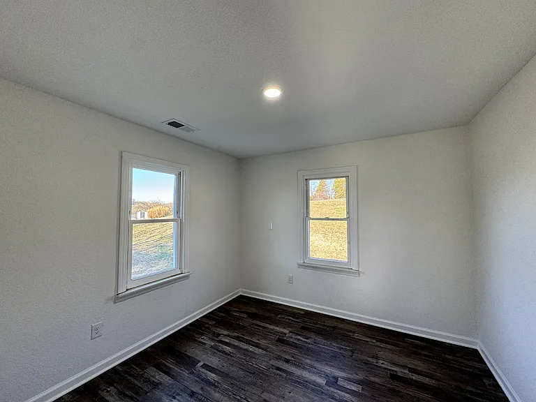 6173 Unitia Rd — Photo 8