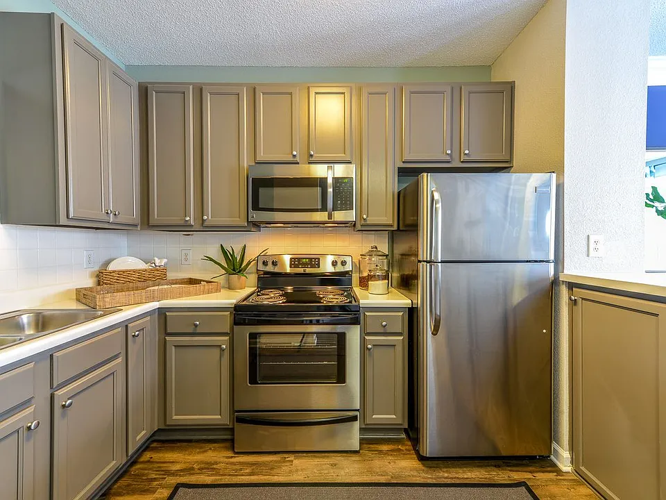 Townhouse Atlanta apartments community photo