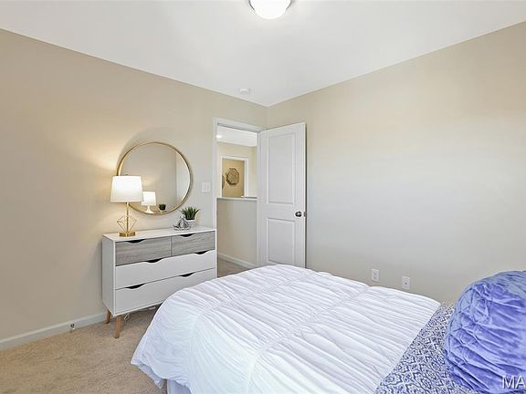4th image of 2 Burlington At Rosewood Grv