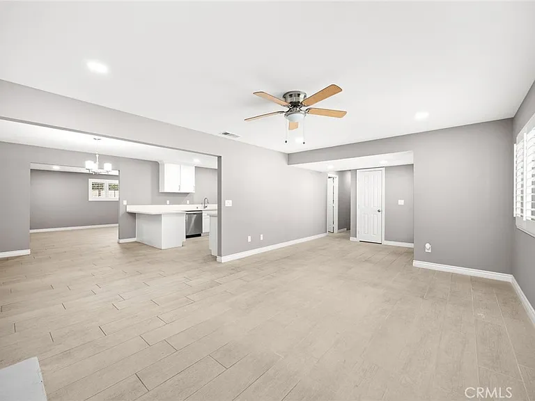 1641 Maywood Ave — Photo 10