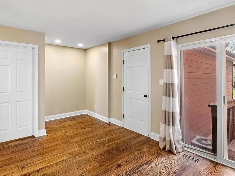 3920 Folsom Ave — Photo 14