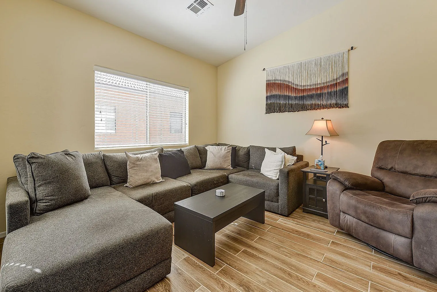 2 bed, 2.0 bath, 1679 sqft, $3,128 — Photo 1
