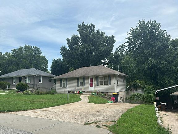 2nd image of 3837 Windsor Rd