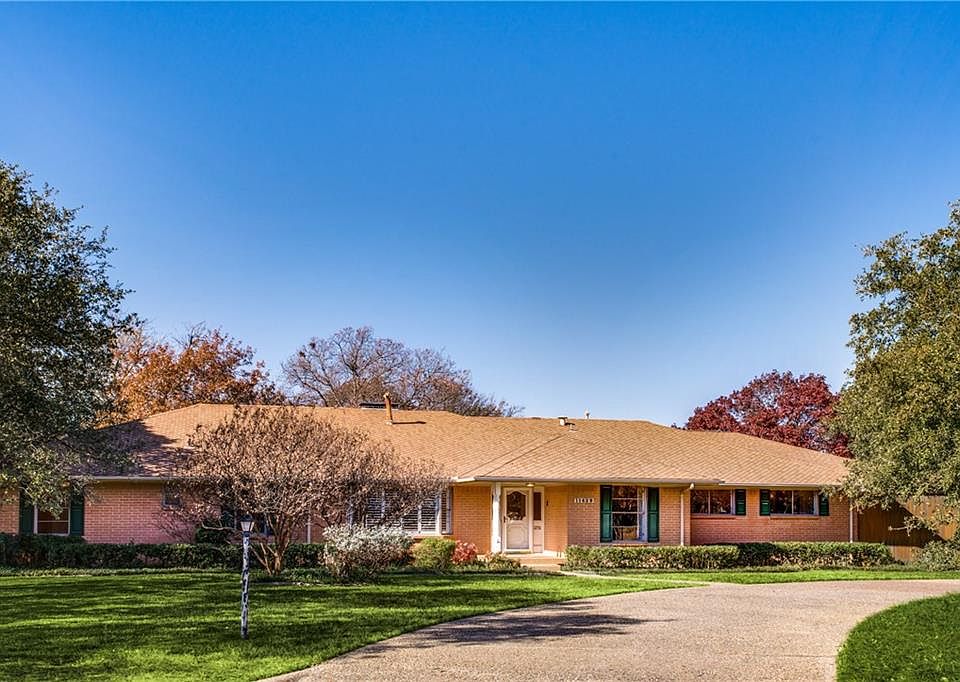 1st image of 11429 Snow White Dr