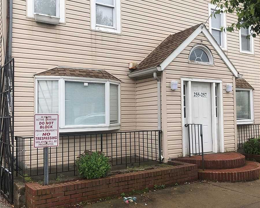 1st image of 255 Mineola Blvd #2R