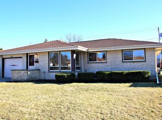 1823 Monroe Ave, South Milwaukee, WI 53172