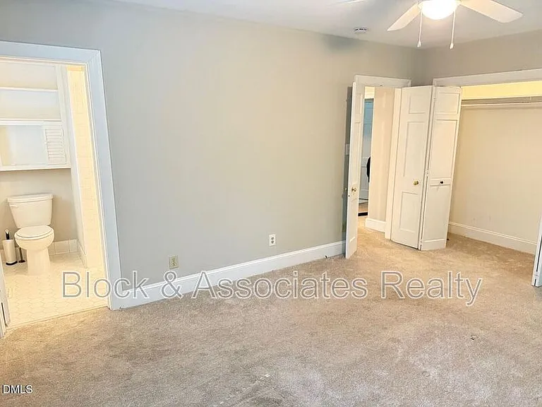 2667 Davis St — Photo 29