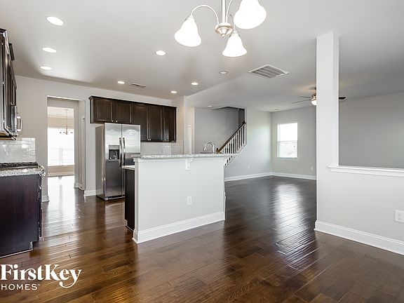 5th image of 4916 Wilcrest Ct