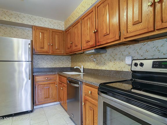 5th image of 703 E Falcon Dr #C105