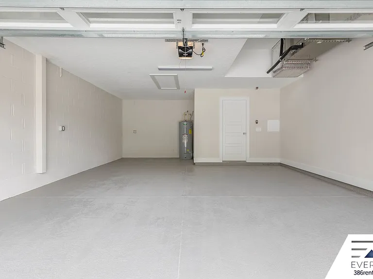 12 Walt Pl — Photo 36
