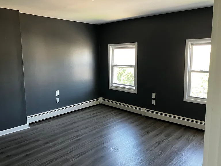 202 Littleton Ave #3 — Photo 11