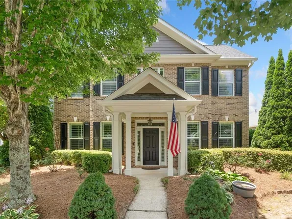 214 Harmony Lake Dr, Canton, GA 30115