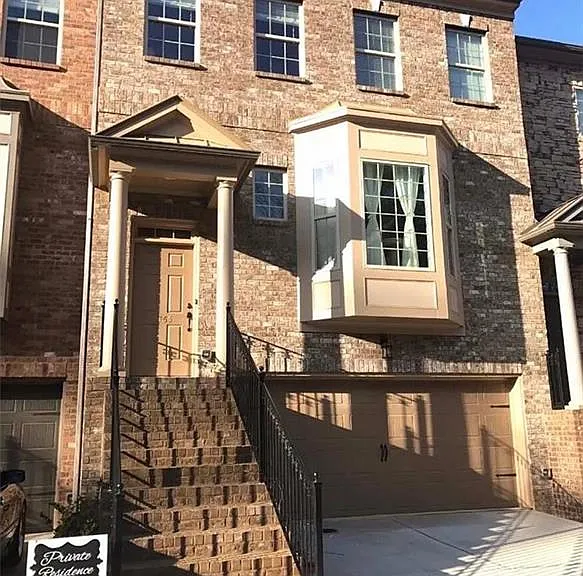 2465 Magnolia Ridge Dr SE — Photo 1