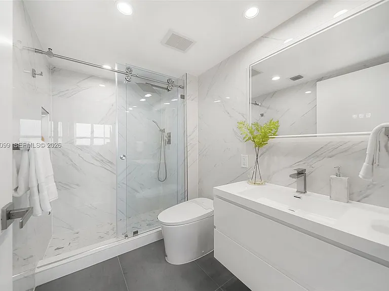 650 West Ave #1908 — Photo 17