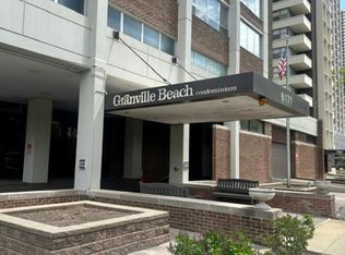 6171 N Sheridan Rd APT 2108, Chicago, IL 60660