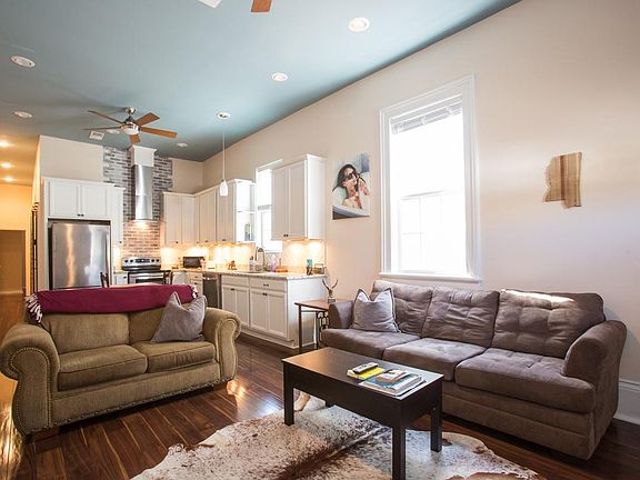 3rd image of 4414 Annunciation St