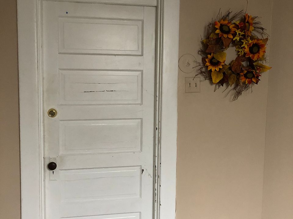 1st image of 604 Washington Ave #1