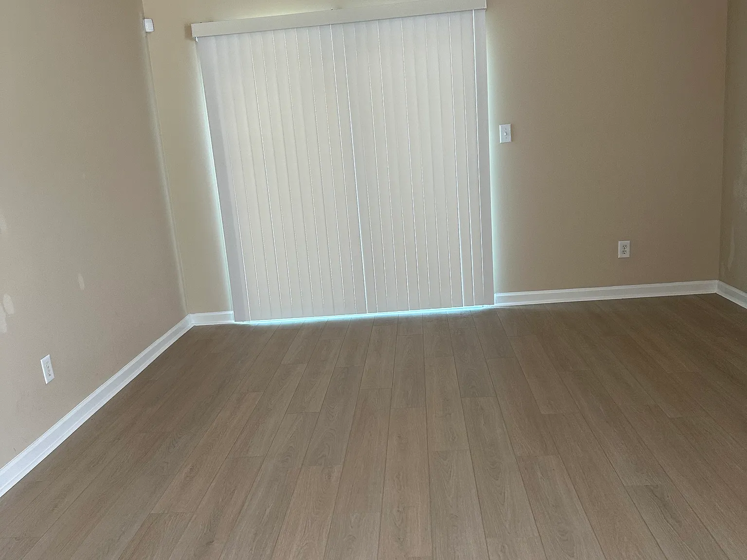 2 bed, 1100 sqft, $1,400 — Photo 1