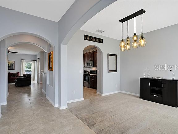 3rd image of 4760 Legacy Oaks Dr