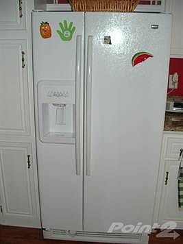 MAYTAG REFRIGERATOR