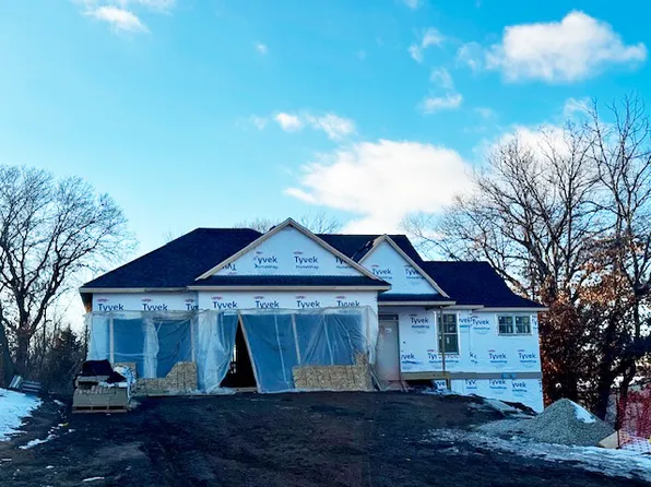 13728 Enfield Ave, Hugo, MN 55038