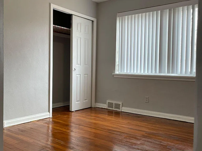 1108 E Linden Ave — Photo 9