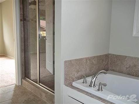 Jetted Tub.