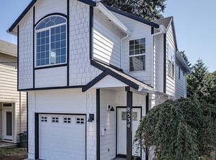 8534 NE Holladay St, Portland, OR 97220