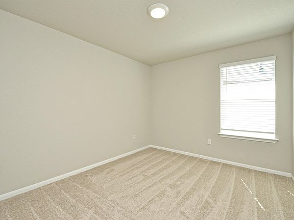3rd image of 209 Baron Creek Trl
