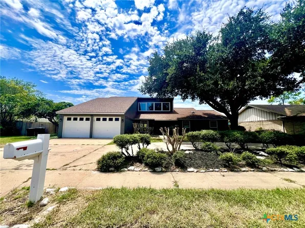 604 Bramble Bush Ln, Victoria, TX 77904