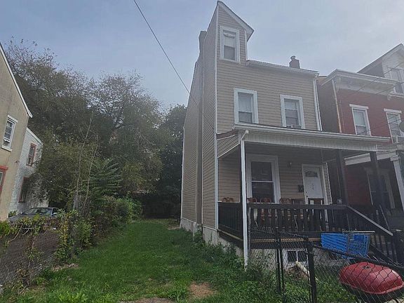 2nd image of 54 Kelsey Ave