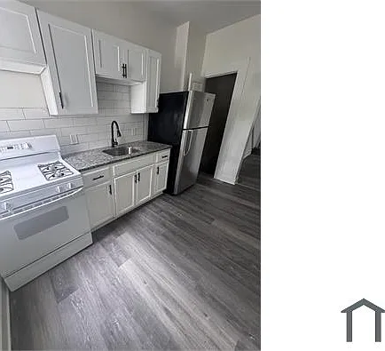 3 bed, $1,999 — Photo 3