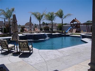 3rd image of 30758 E Tressa Ln