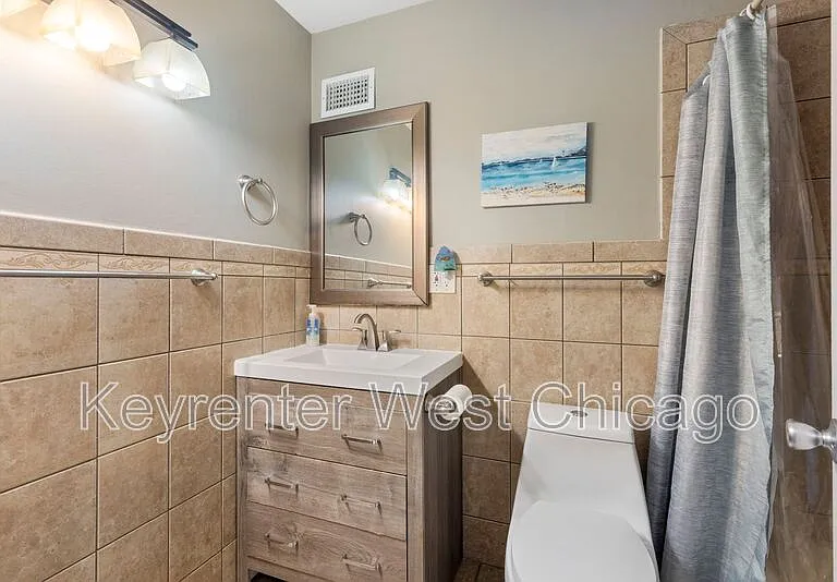 1756 Gilberto St — Photo 14