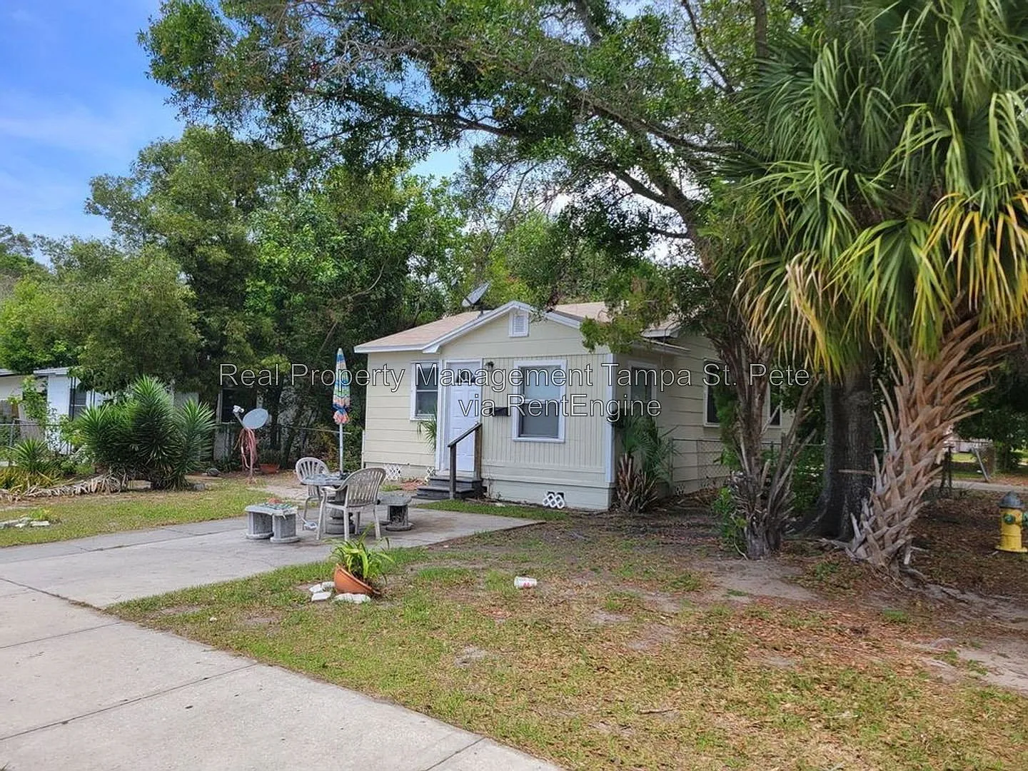 2 bed, 1.0 bath, 676 sqft, $1,395 — Photo 1