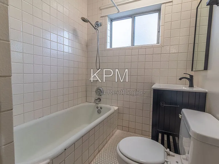 34 W Poplar St — Photo 16