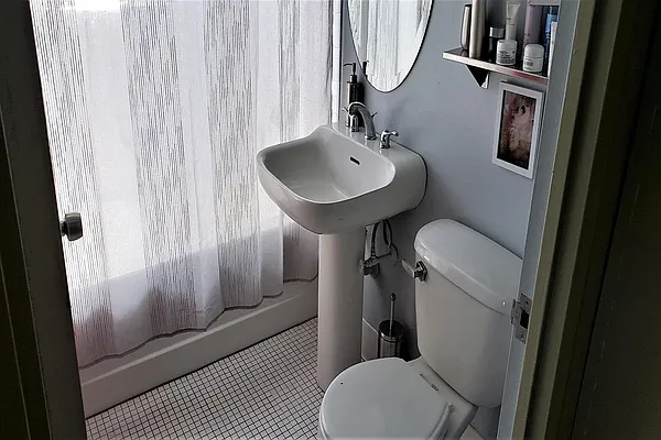 Rented by Maz Group NY | media 52