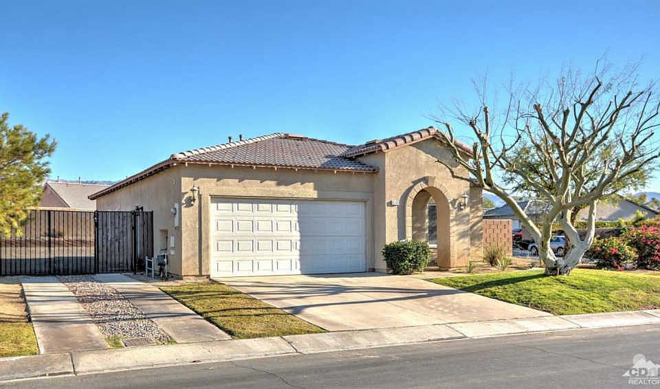 1st image of 83184 Broadmoor Dr