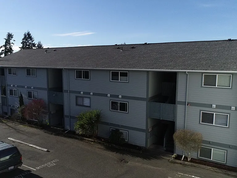 1010 Perry Ave #203 — Photo 11