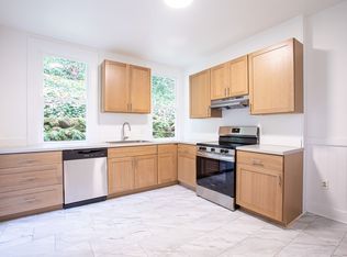 1940-1946 SW Market Street Dr, Portland, OR