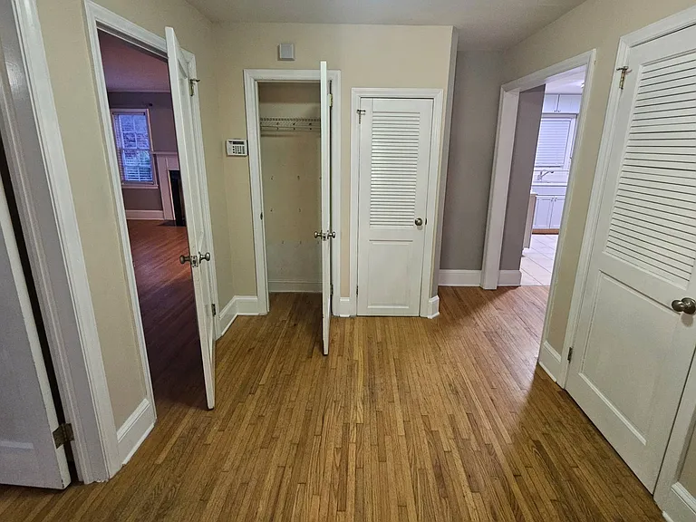 2039 Wilhelmina Ave — Photo 13