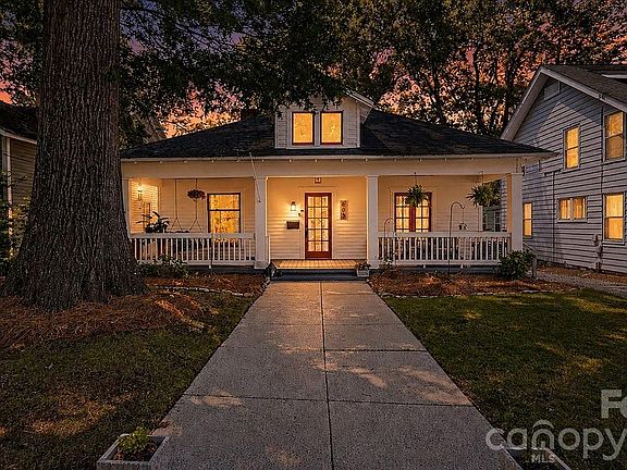 2nd image of 413 W 5th Ave