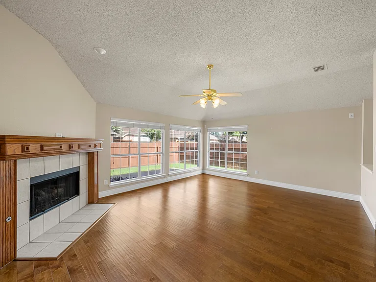 6008 Tupelo Ln — Photo 21