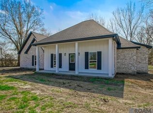 1582 Lamotte Ln, Port Allen, LA 70767