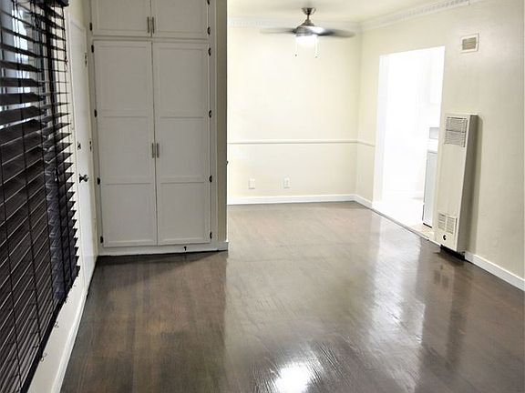 5th image of 655 N Manhattan Pl APT 6