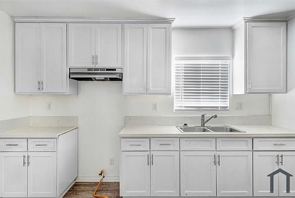 1st image of 239 W 112th St #237