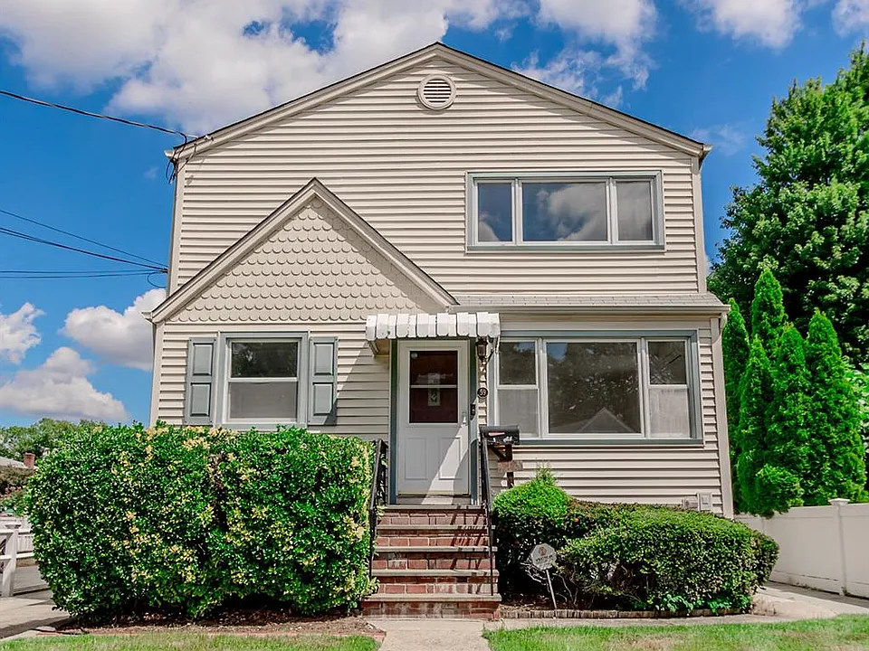 59 Wood St #1