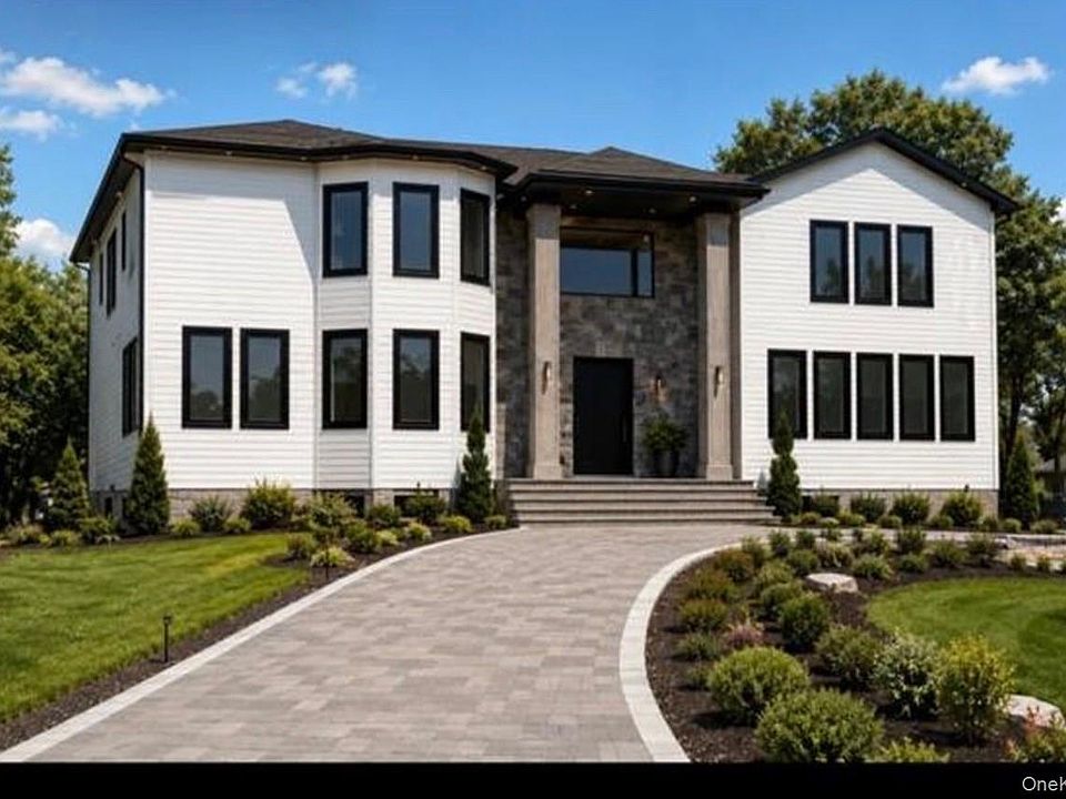 1st image of 14 Wilmington Drive